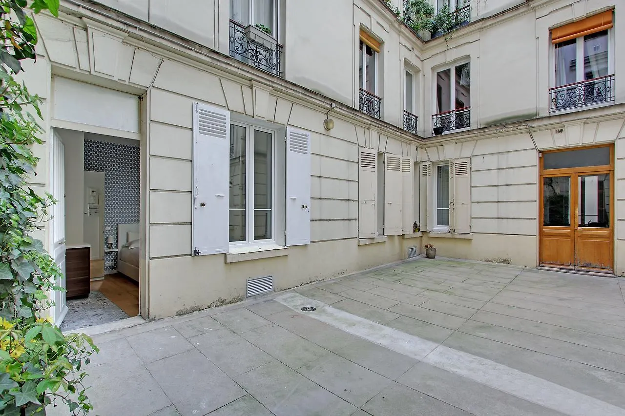 Apartment Pick A Flat's In Montmartre - Rue Des Martyrs *
