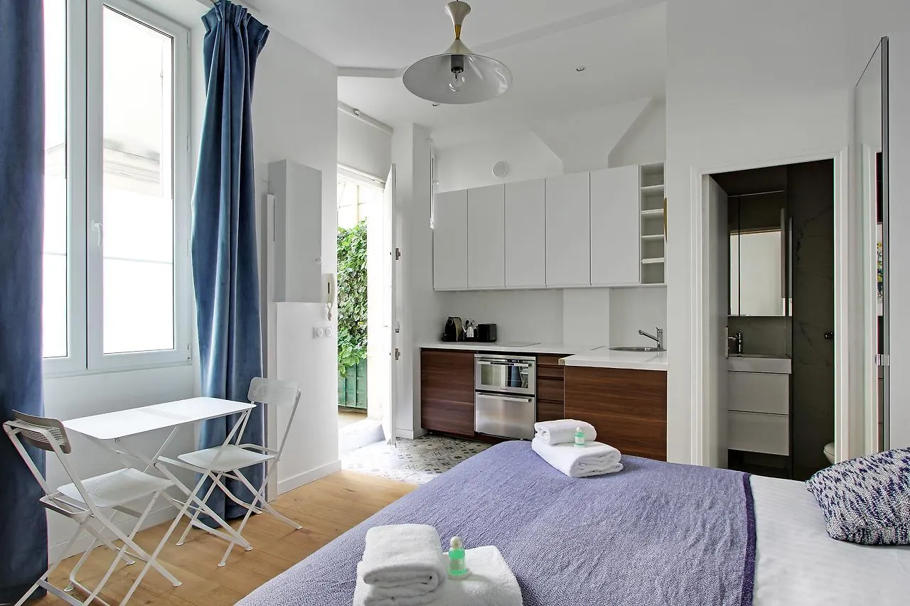 Pick A Flat's In Montmartre - Rue Des Martyrs 파리